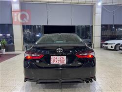 تۆیۆتا کامری